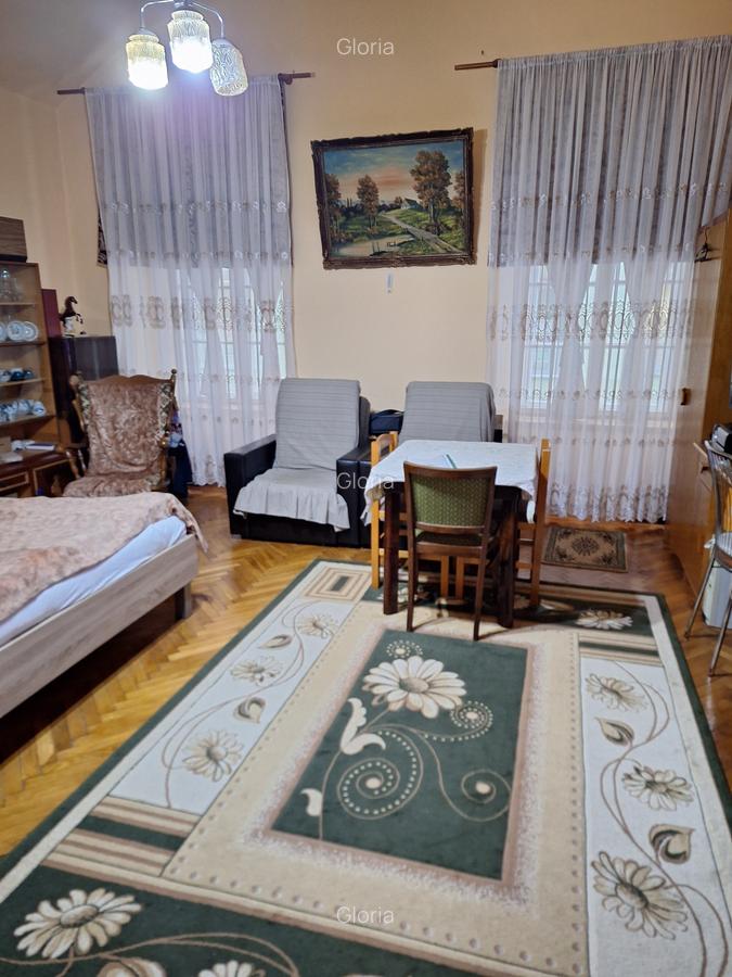 Piata Libertatii,ap 2 camere,semidecomandat, s-55 mp, parter/2, p-137.000 euro - 1