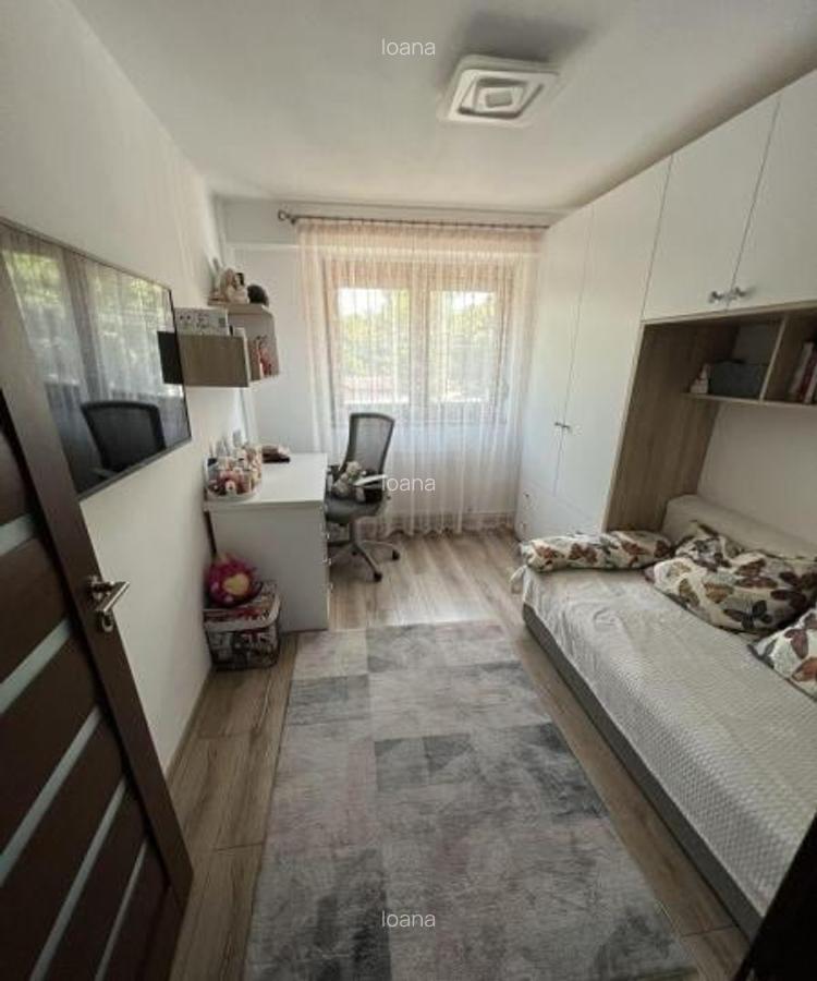 Apartament cu 4 camere decomandat, mobilat în Tomis Nord - 3