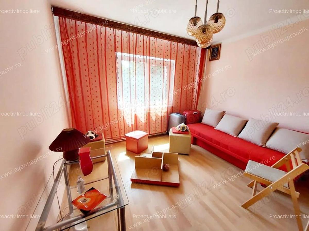 Locuin?a perfecta pentru familie-3 camere, etaj 1, 2 bai, IC Frimu - 3