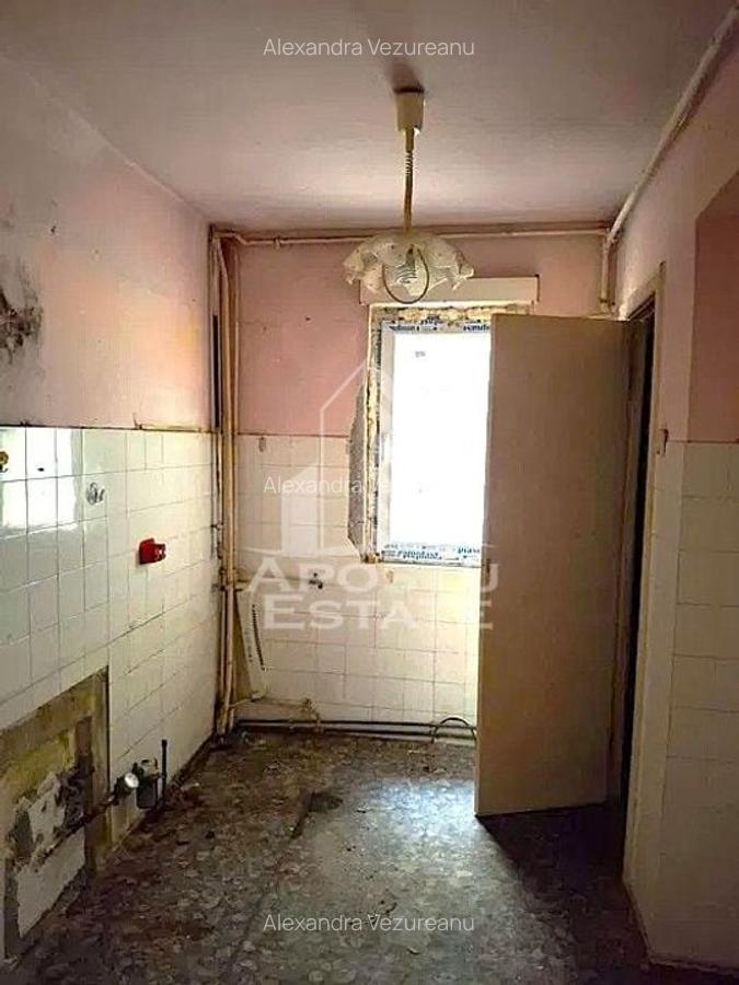 Apartament cu 3 camere, decomandat, centrala proprie,Spitalul Judetean - 3