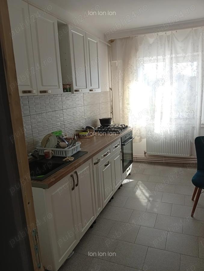 Apartament de vanzare 2 camera Bacau - 1