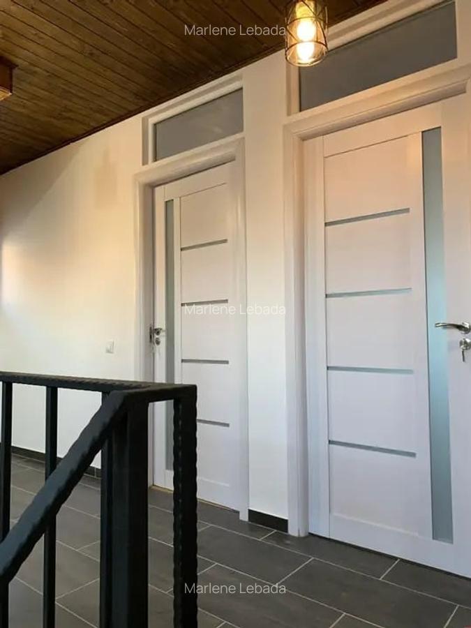 Apartament cu 4 camere decomandat, mobilat în Titulescu - 9