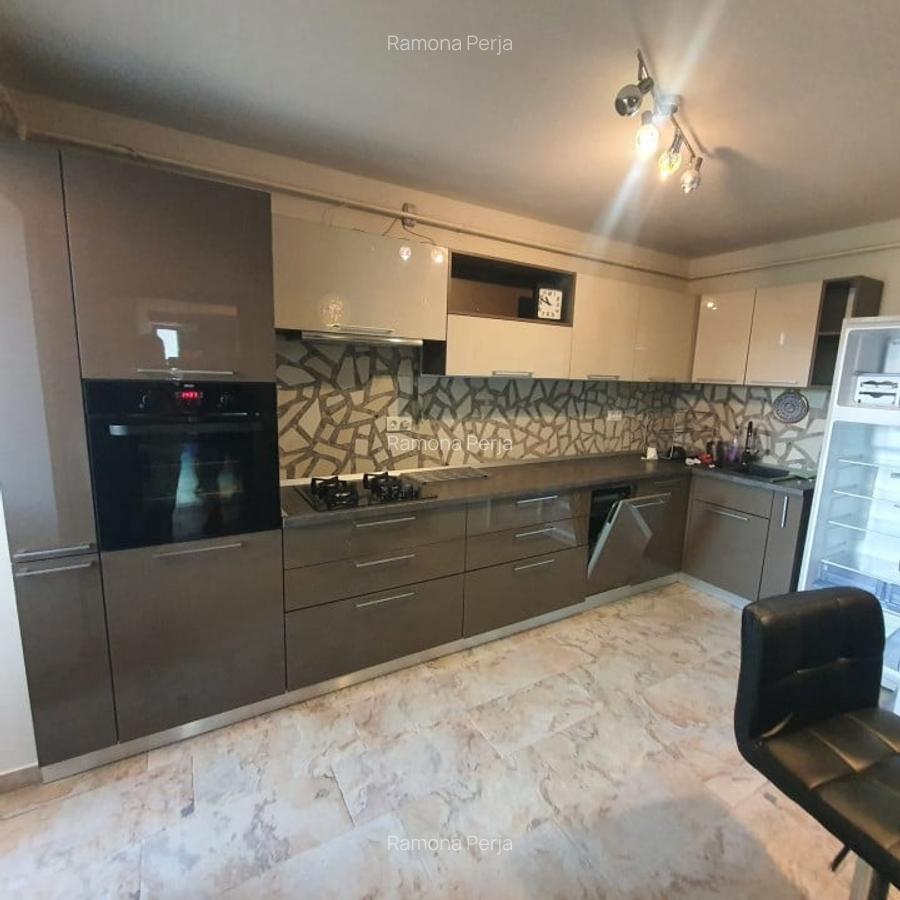 Apartament 3 camere Centru, bloc nou, finisaje moderne - 1