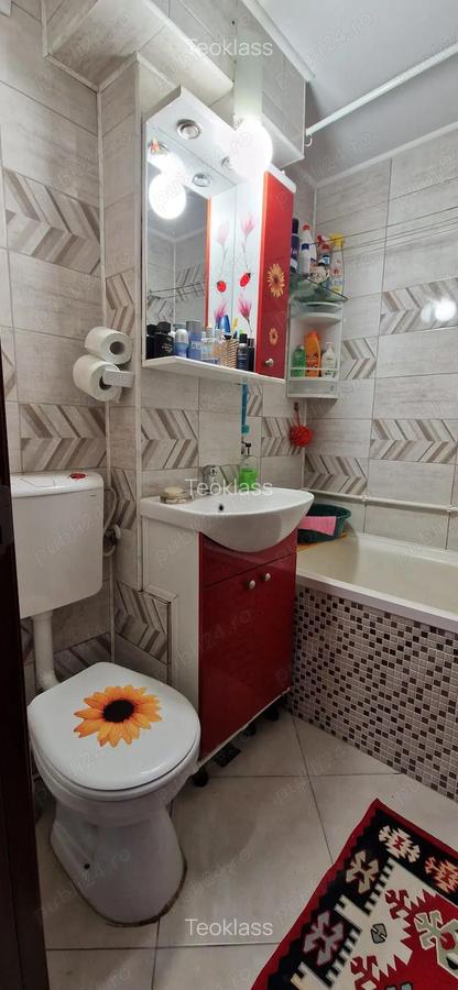 Garsoniera de vanzare etaj 1 - 5