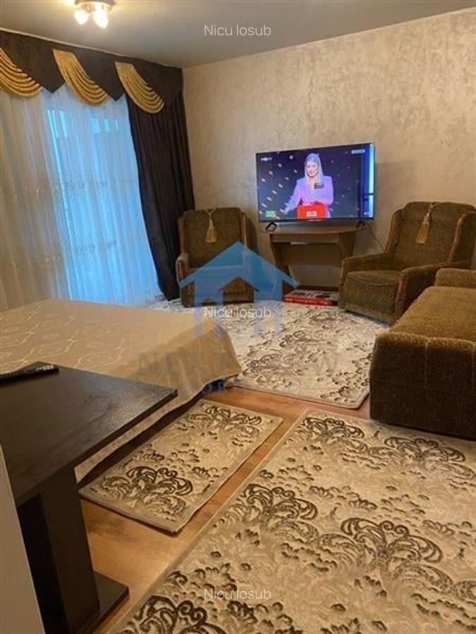 Apartament 1 camera, The Office - 3
