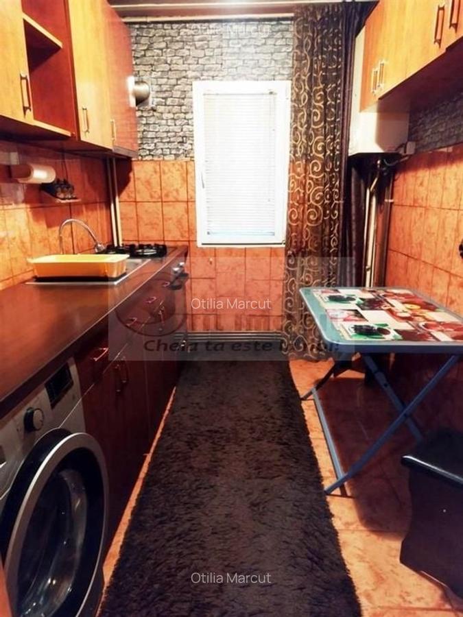 2 CAM PODU ROS PALAS CANTEMIR FARA RISC ETAJ INTERMEDIAR - 5 2 CAM PODU ROS PALAS CANTEMIR FARA RISC ETAJ INTERMEDIAR - 5