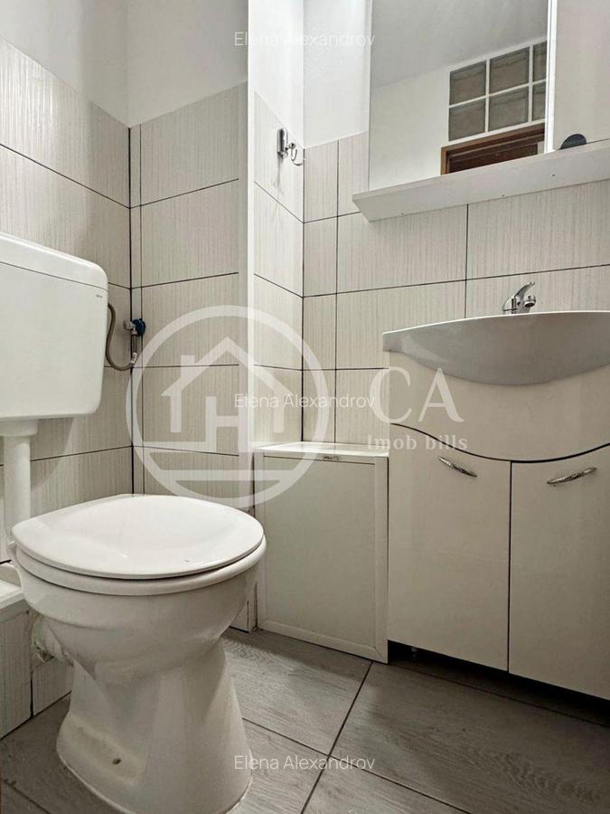Apartament cu 3 camere de vanzare Str. Banatului Zona Velenta, Oradea - 13