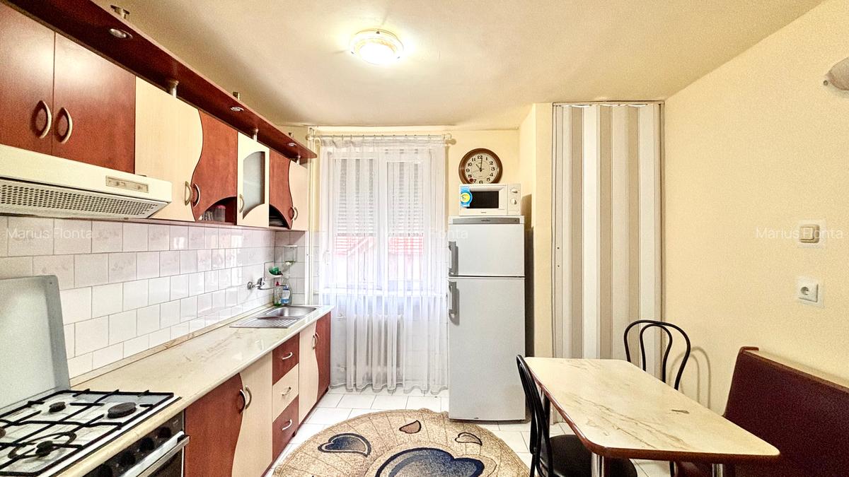 CHIRIE apartament 3 camere Oradea lângă Plazza Oradea - 8 CHIRIE apartament 3 camere Oradea lângă Plazza Oradea - 8