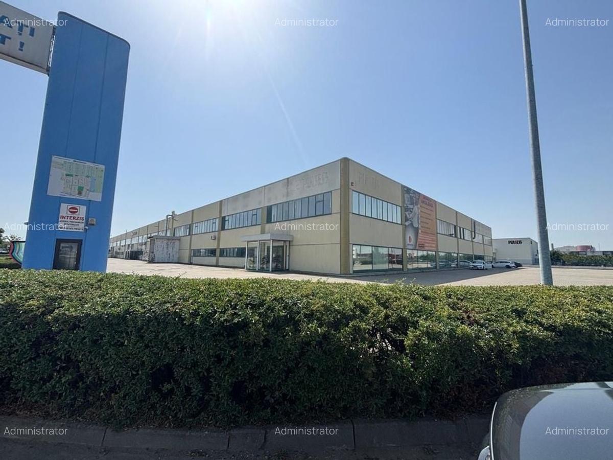 Spatiu de productie / depozitare 7600 mp si 5811 mp platforma betonata - 2
