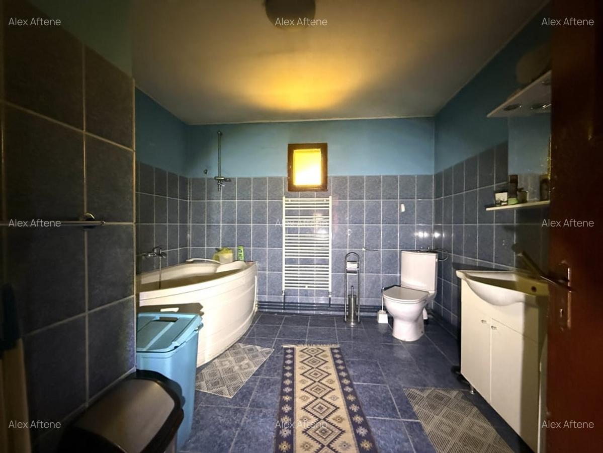 Pret REDUS | Casa solida pe colt, 240 mpu, terasa si curte | Pantelimon - 12