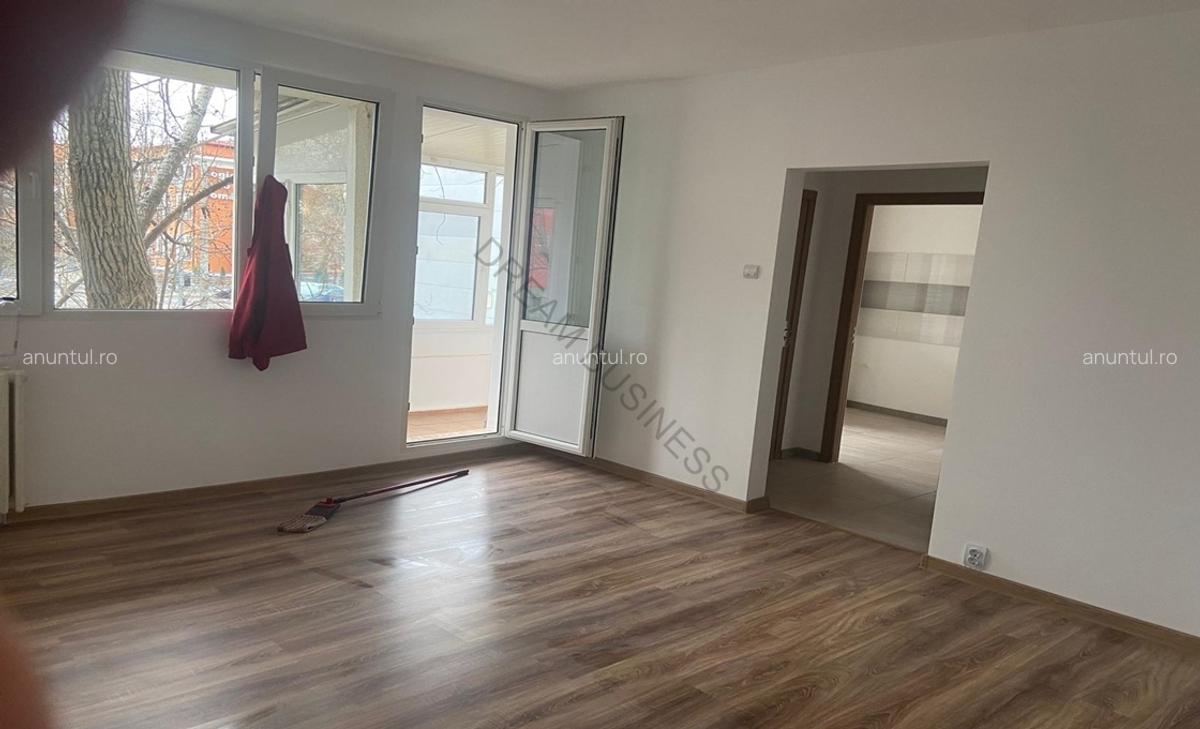 Pajura apartament cu 2 camere renovat modern etaj 2 - 1