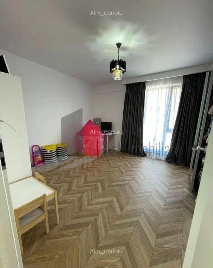 Apartament cu 3 camere de vanzare in zona Damaroaia/Bucur... - 5