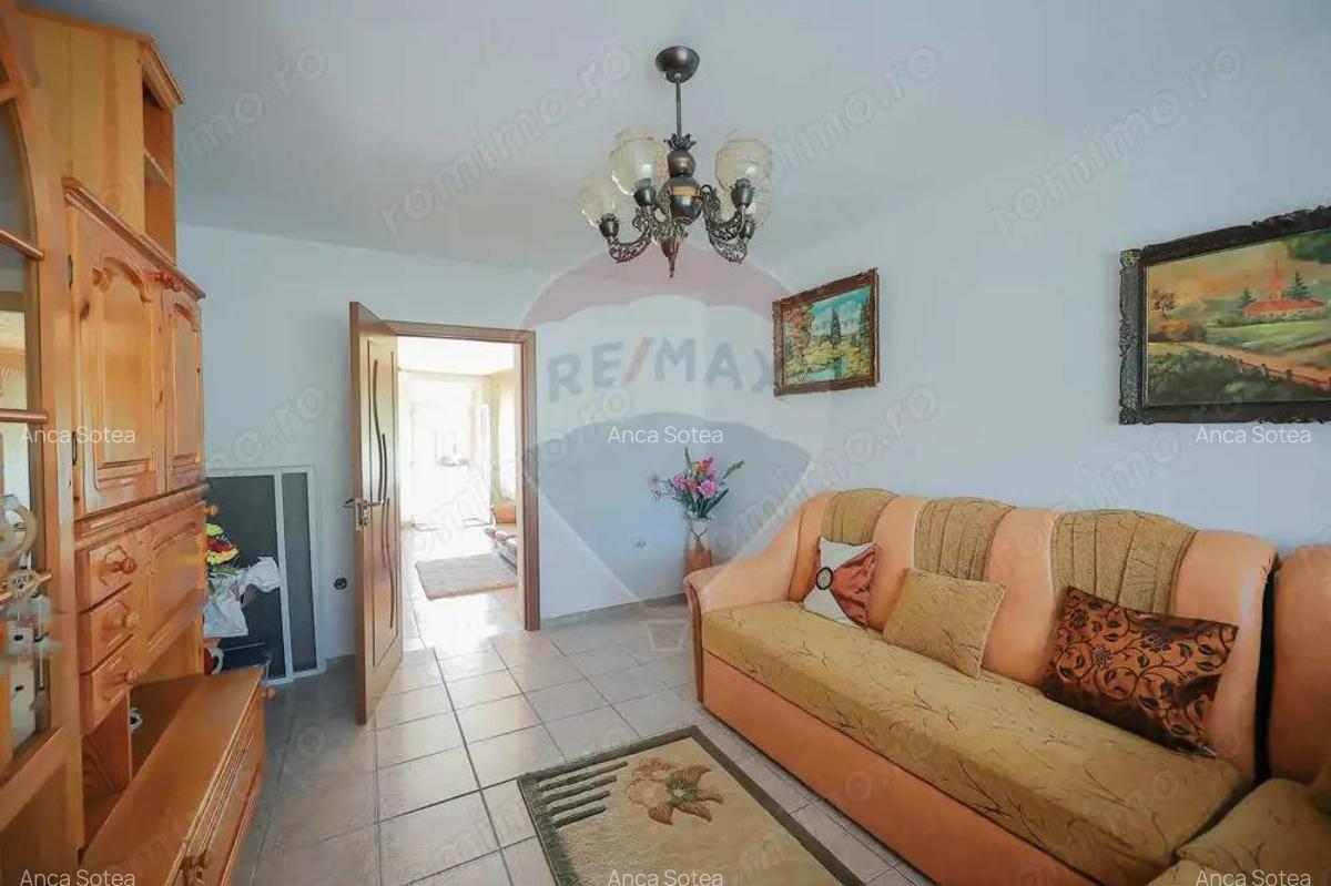 Casa ?i teren de 1397 mp de vanzare in Ineu, la 18 km de Oradea - 17