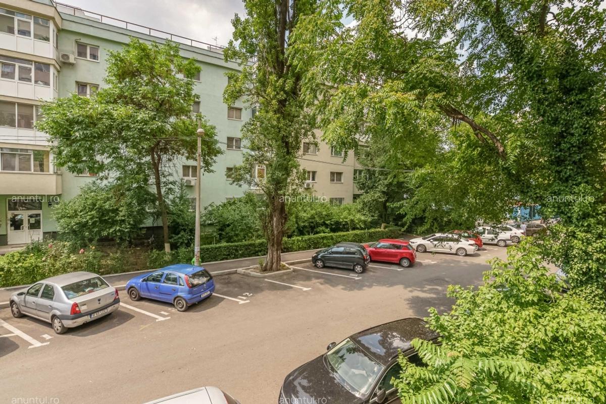 Lujerului - 3 camere - etaj 1 - Metrou Lujerului - Tramvai 41 - 14