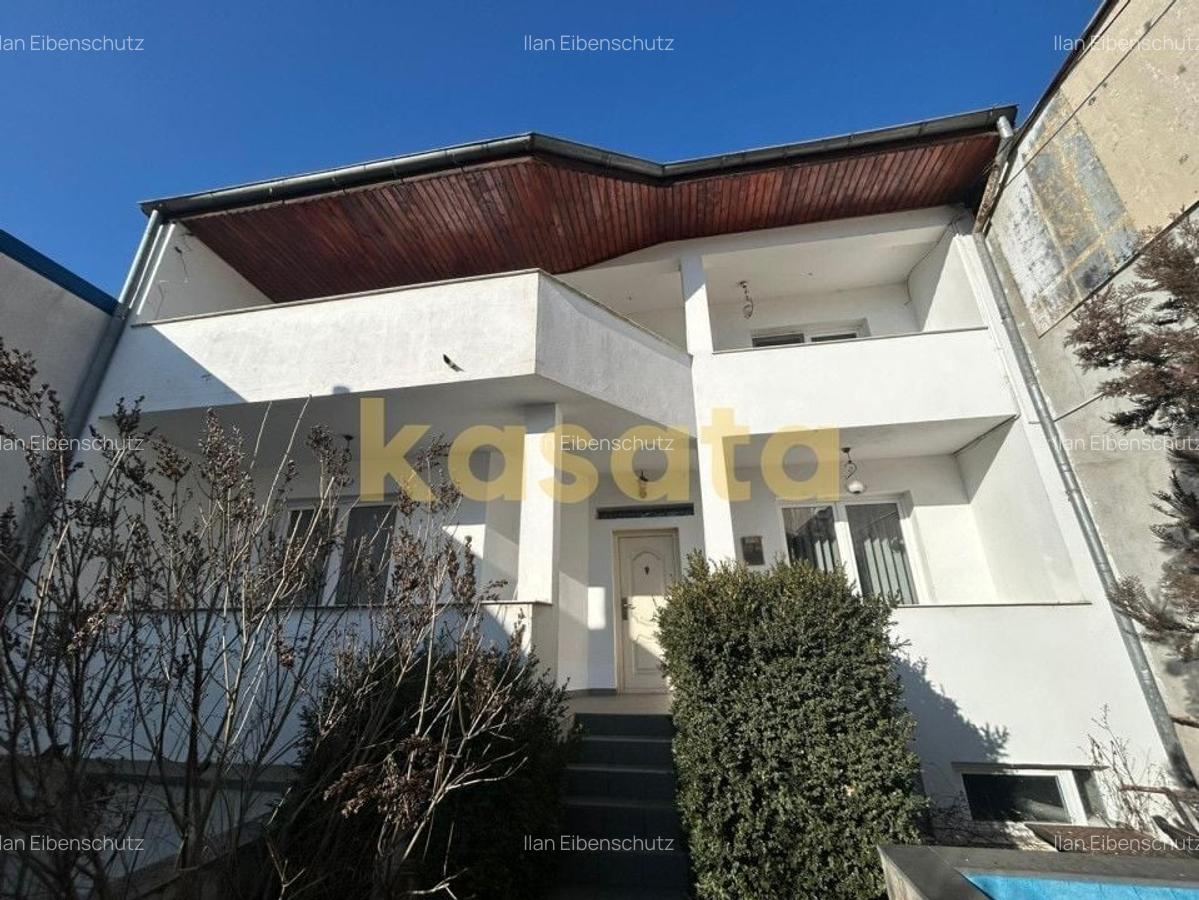 Casă spațioasă cu 5 camere în Crangasi | Curte 190 mp | 222 mp utili - 1