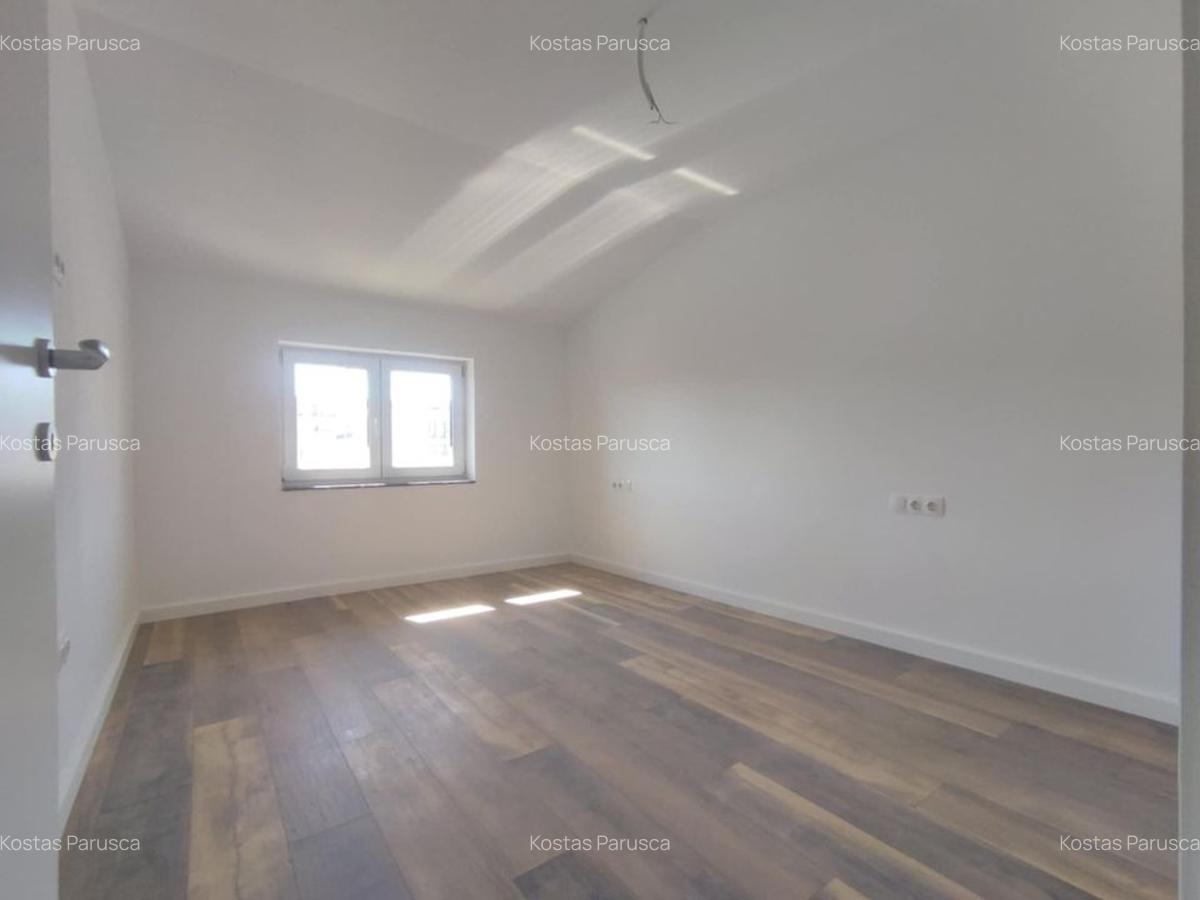 Apartament cu 2 camere decomandat în Tractorul - 16