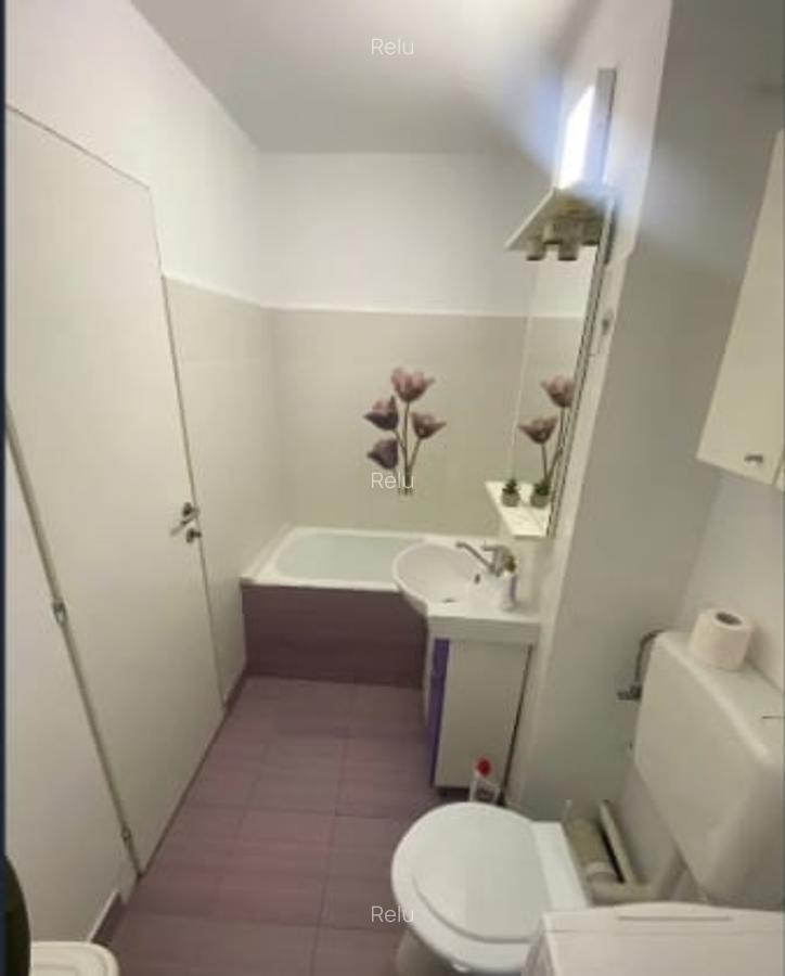 Vitan Mall METROU Dristor .bl.1992,DECOMANDATA,Amenajata,mobilata,Libera - 5