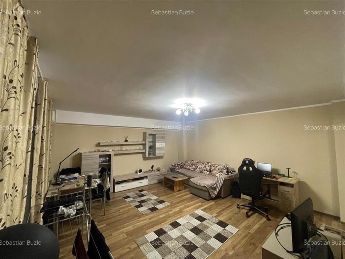 Apartament cu 2 camere decomandat în Nufărul - 2