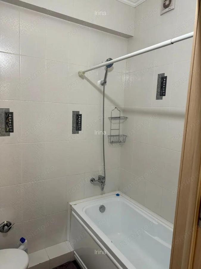 Garsoniera in zona Gorjului aproape de metrou - 3