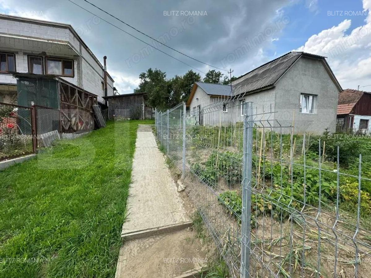 Casa de vanzare la 6 km de Bistri?a ideala pentru o via?a lini?tita - 2