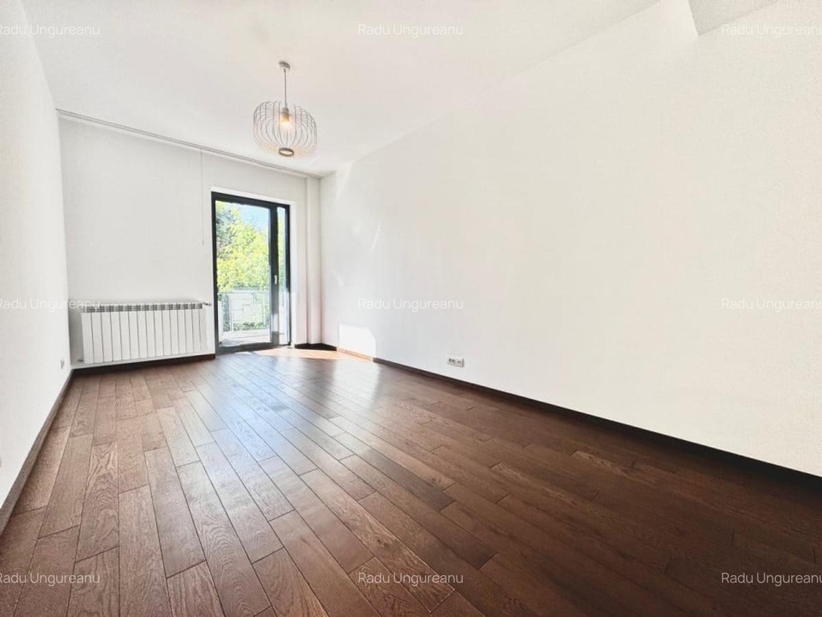Apartament cu 5 camere decomandat în Floreasca - 12