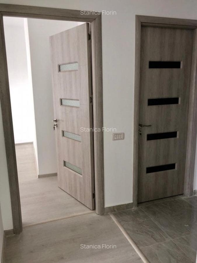 Apartament cu 3 camere decomandat în Militari - 12