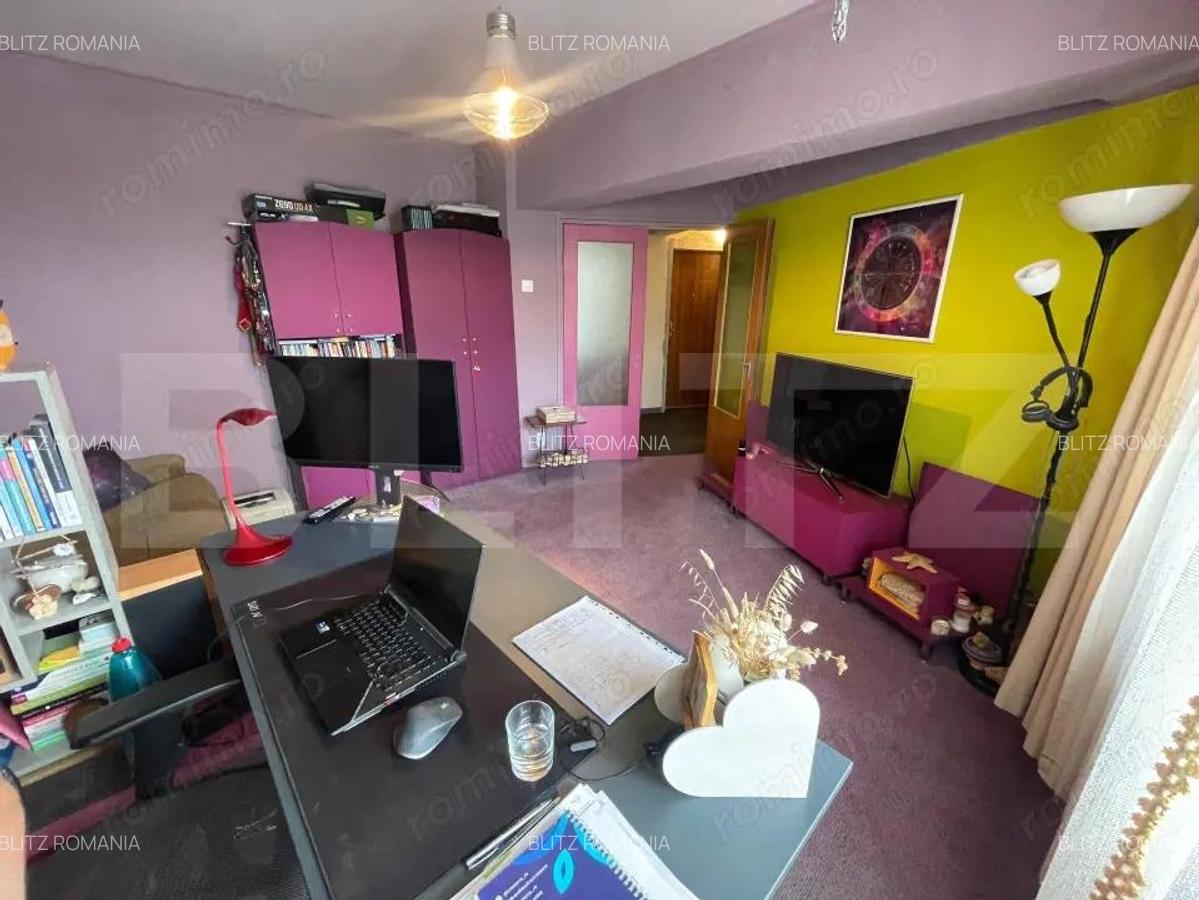 Apartament de vanzare, cu 3 camere, decomandat, 87 mp, zona Gara - 3