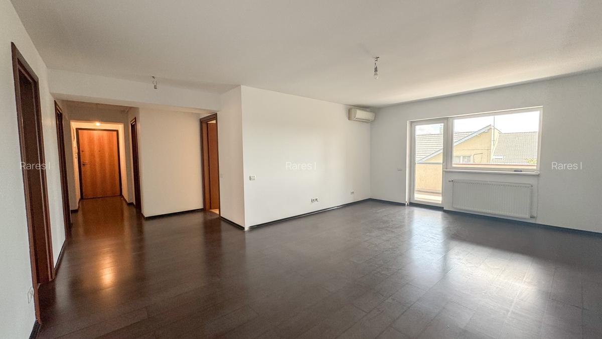 Apartament cu 3 camere decomandat în Vitan - 9