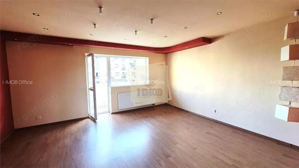 Apartament cu 3 camere 2 balcoane si parcare in Turnisor - 2