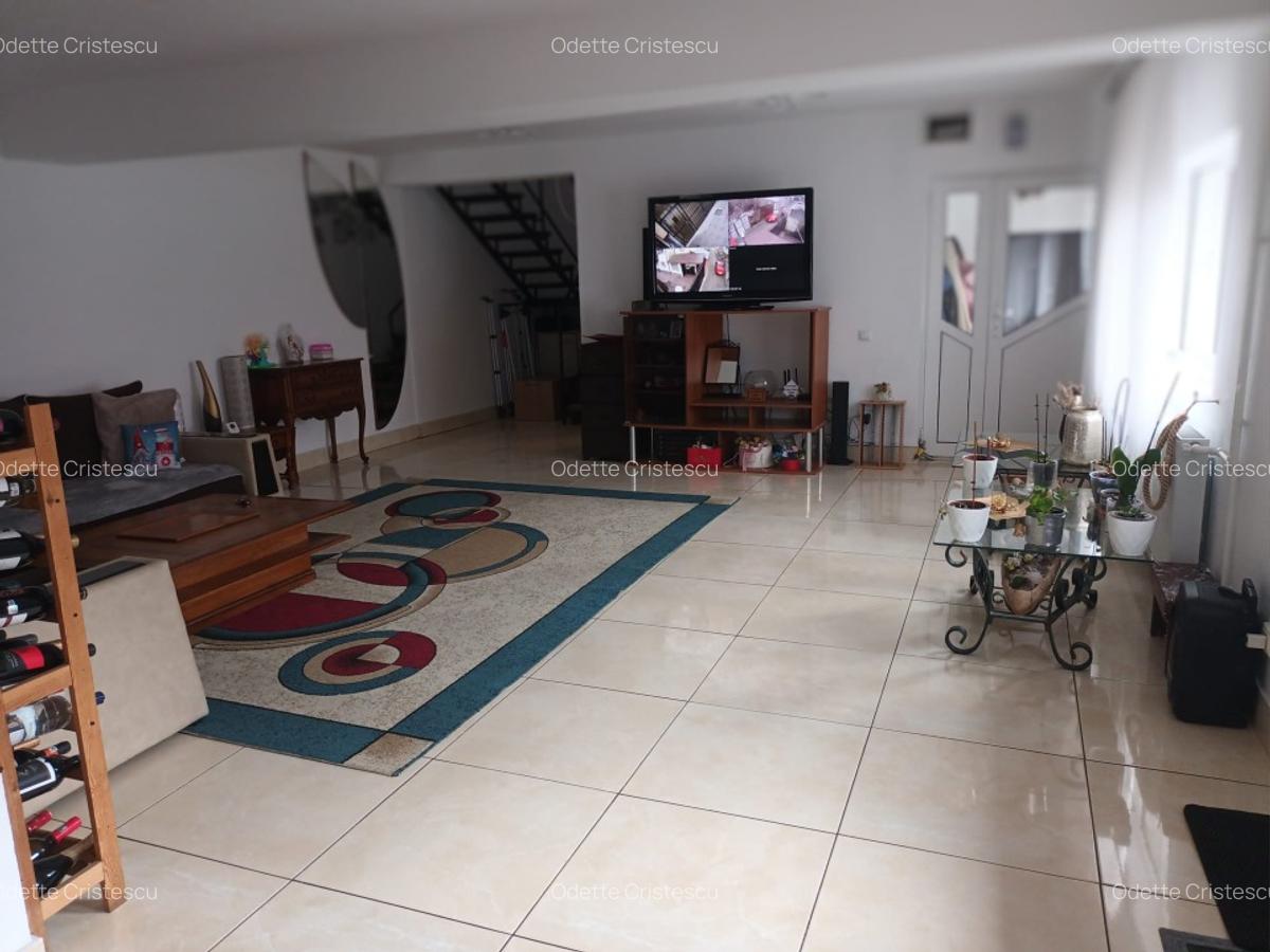 Vând casă la curte direct proprietar - 3