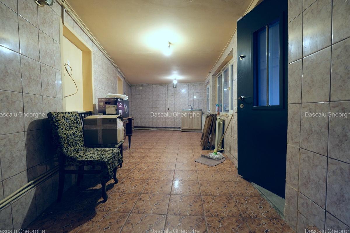 TEI TOBOC - Petricani, casa exceptionala din caramida, 4 camere si 200 mp. teren - 13