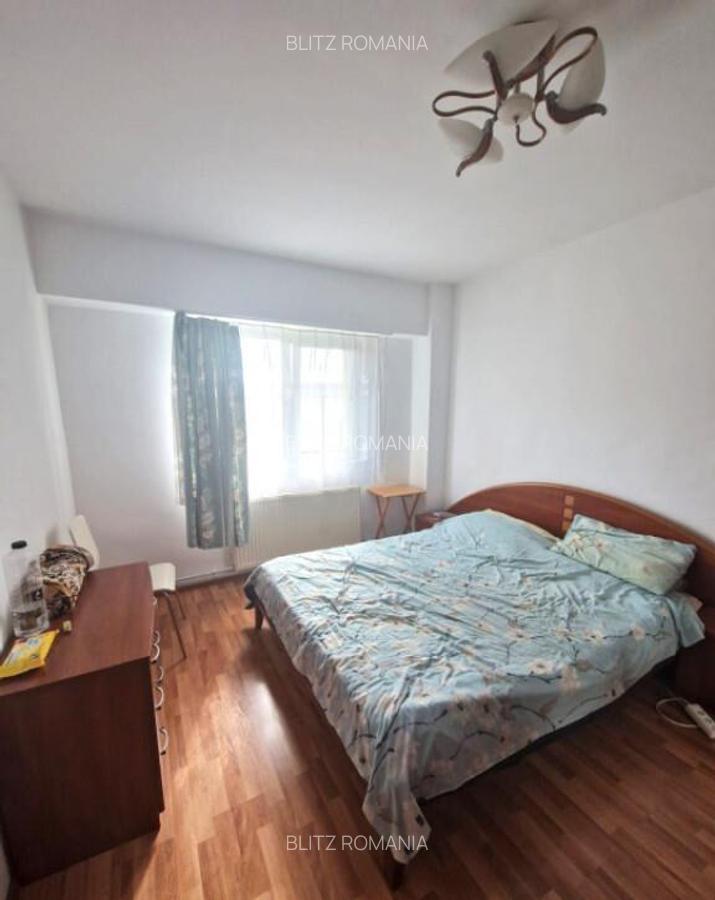 Apartament elegant cu 3 camere, in inima ora?ului - 4