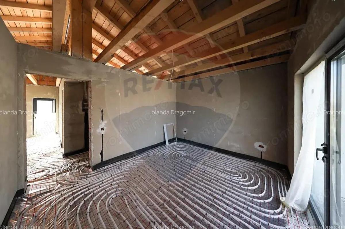 Casa luminoasa cu gradina, in Cristian, ideala pentru familie - 9