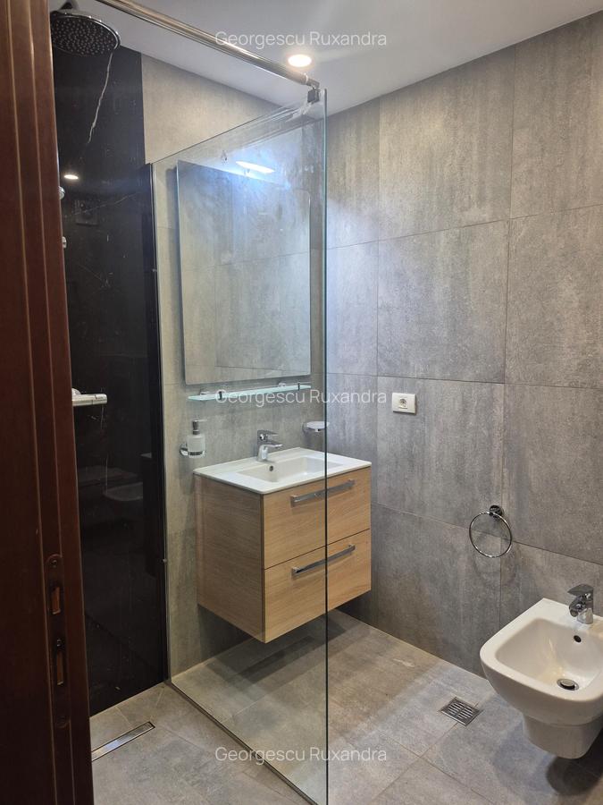 3 camere  decomandat, renovat 2025, loc parcare subteran inclus,parter inalt - 14