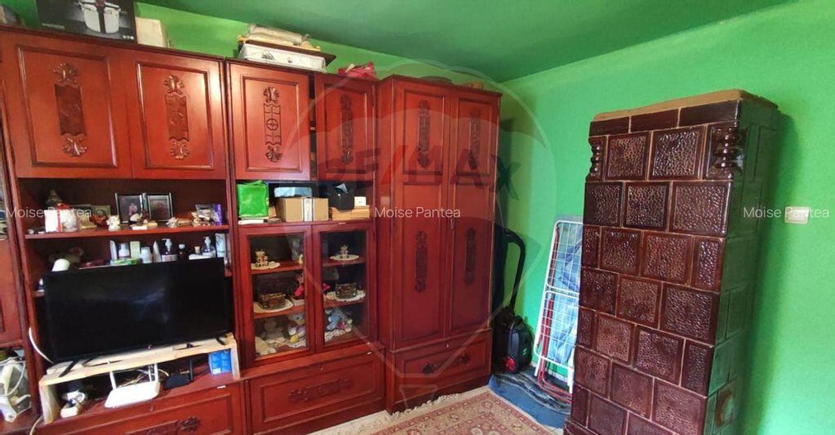 Casa cu 4 camere si teren de vanzare in com. Husasau de... - 3