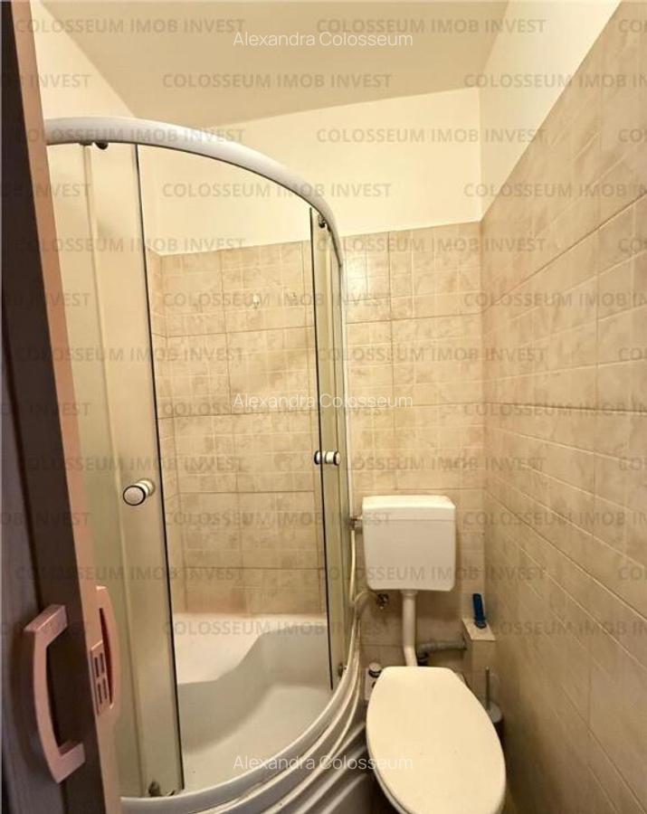 Camera de camin cu baie-zona Astra - 9