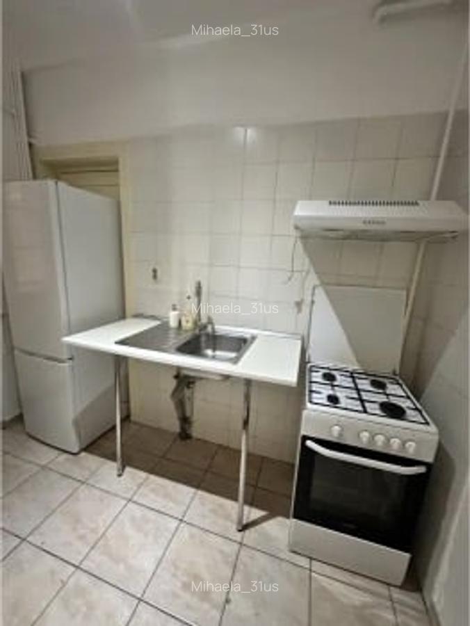 Banu Manta Închiriez ap 3 cam  mobilat nou Parter terasa exterioara centrală pro - 4