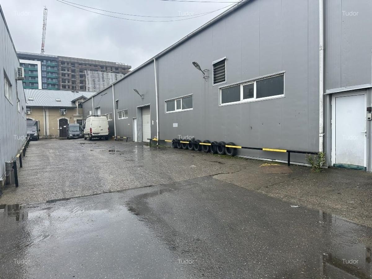 Proprietar- inchiriez hala incalzita, str. Aurel Vlaicu 78 - 5