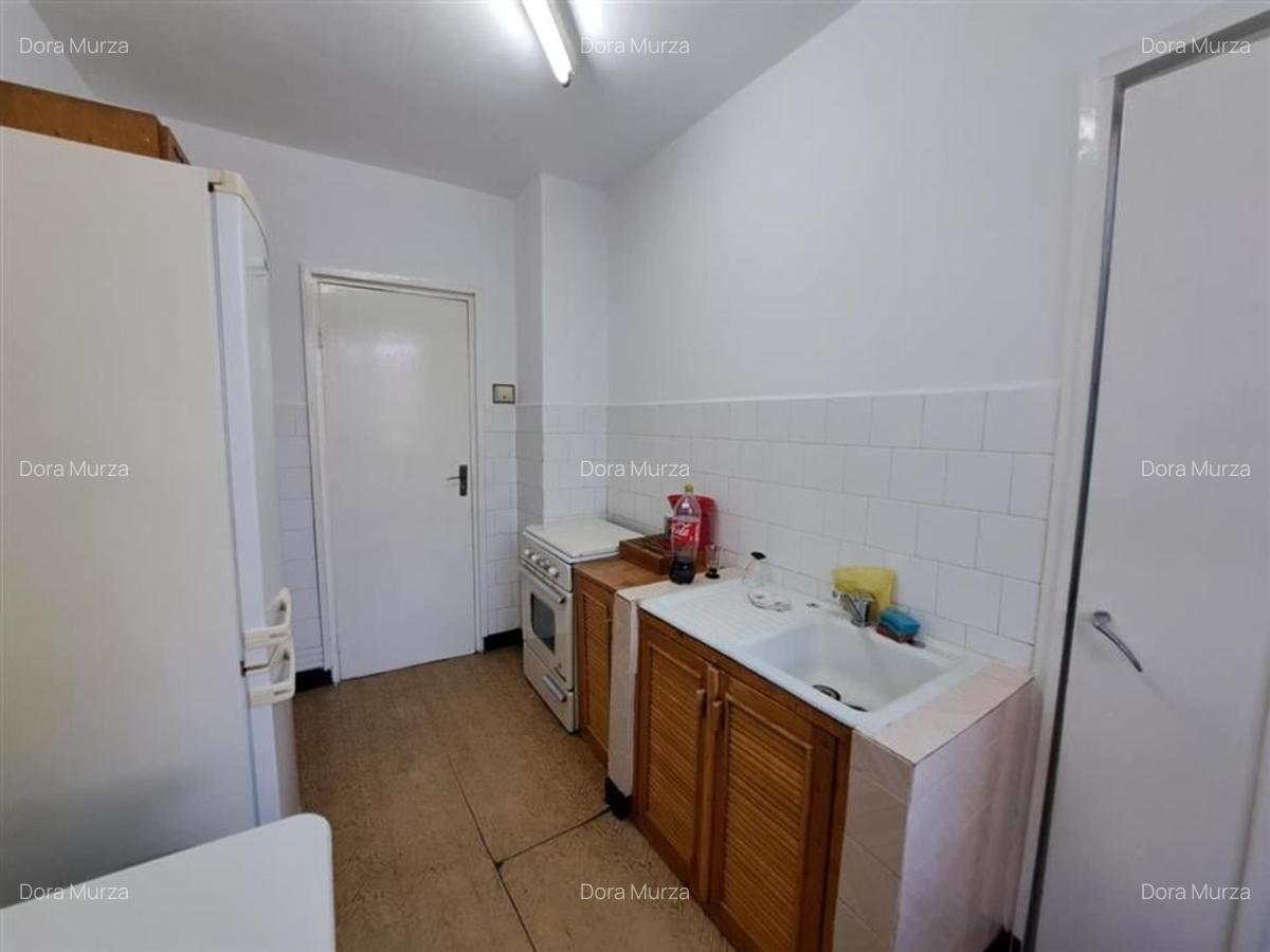 RECO chirie 3 camere - 11