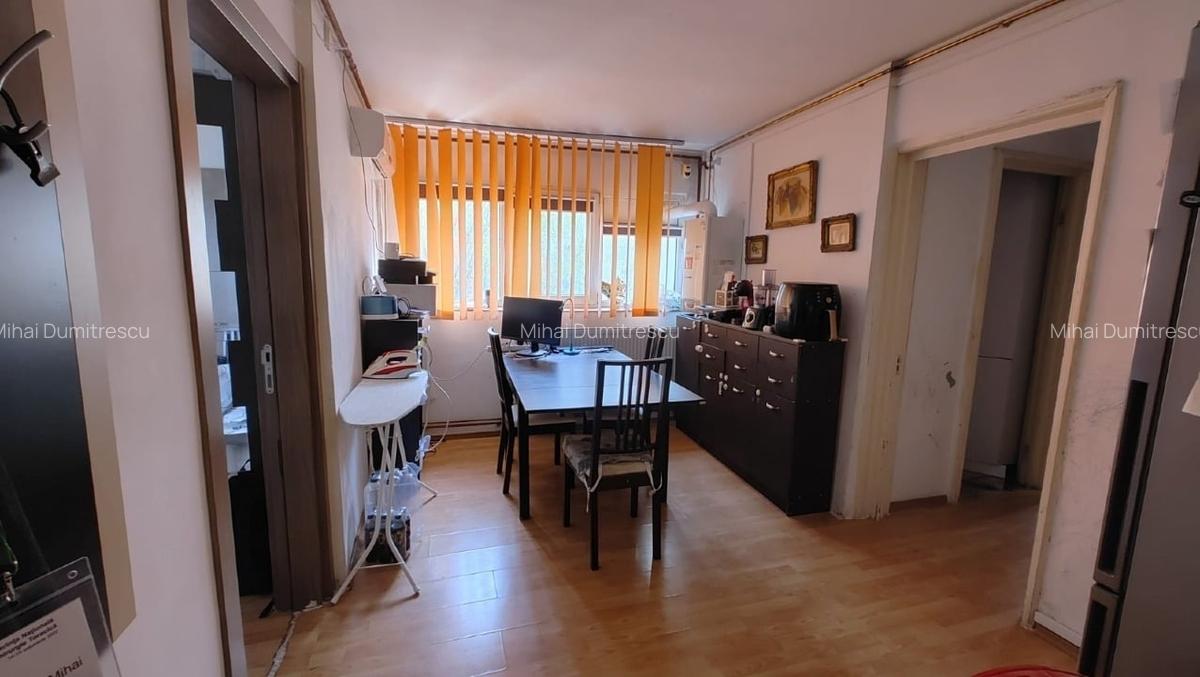 Vand Apartament 2 Camere Decomandat Piata Delfinului Pantelimon Pret Negociabil - 4