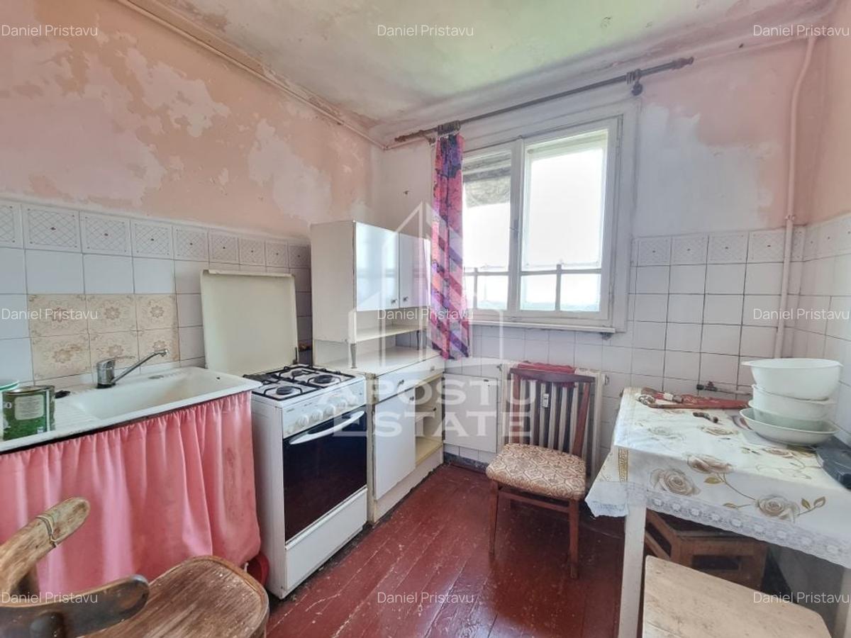 Apartament cu 2 camere semidecomandat în Circumvalațiunii - 3