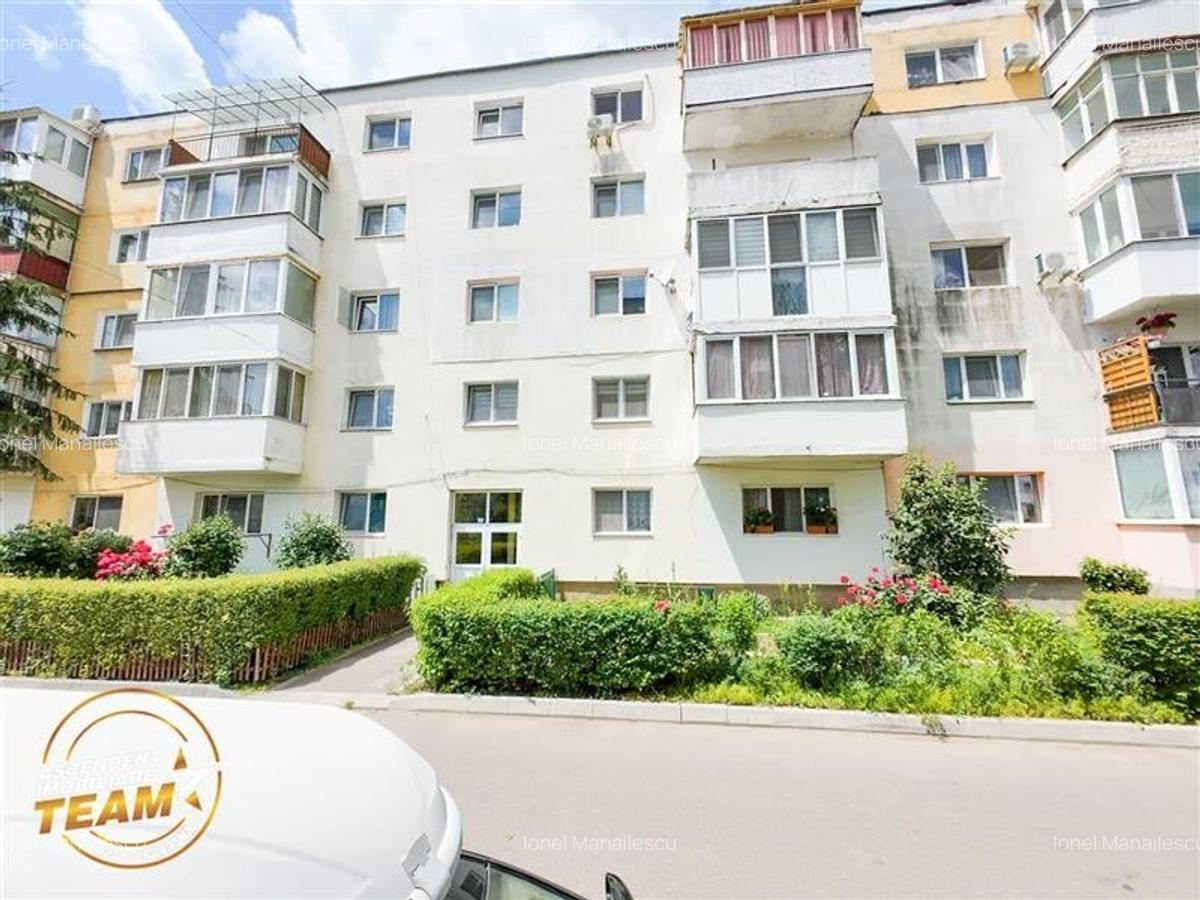 LIVE!Decomandat,pe 4camere,zonare linistita,compozitie frumoasa,facilitati, Leni - 10