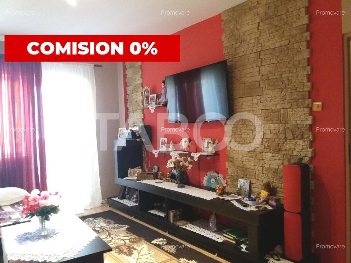 Apartament 72 mp 3 camere 2 bai etaj 3 balcon zona buna Cisnadie - 1