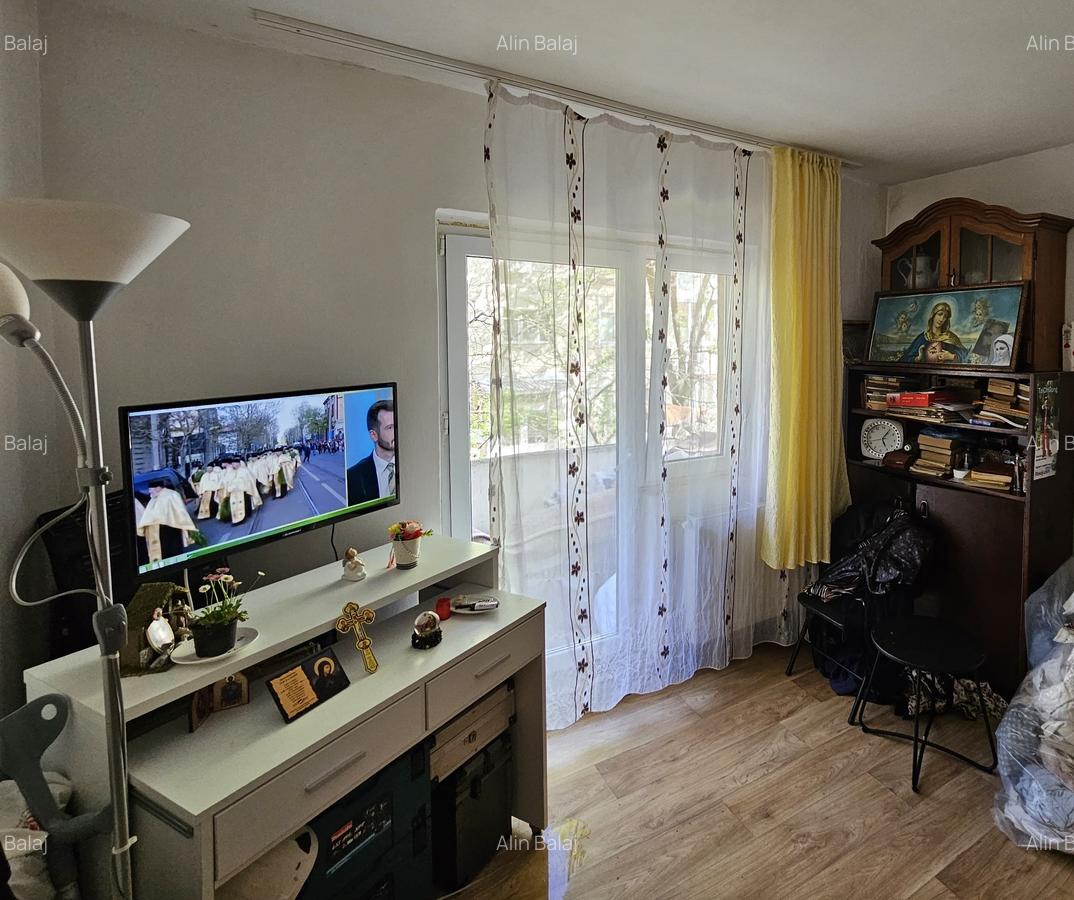 Apartament 2 camere, etajul 1, dec, 2 balcoane, zona Soarelui, pentru investiție - 2