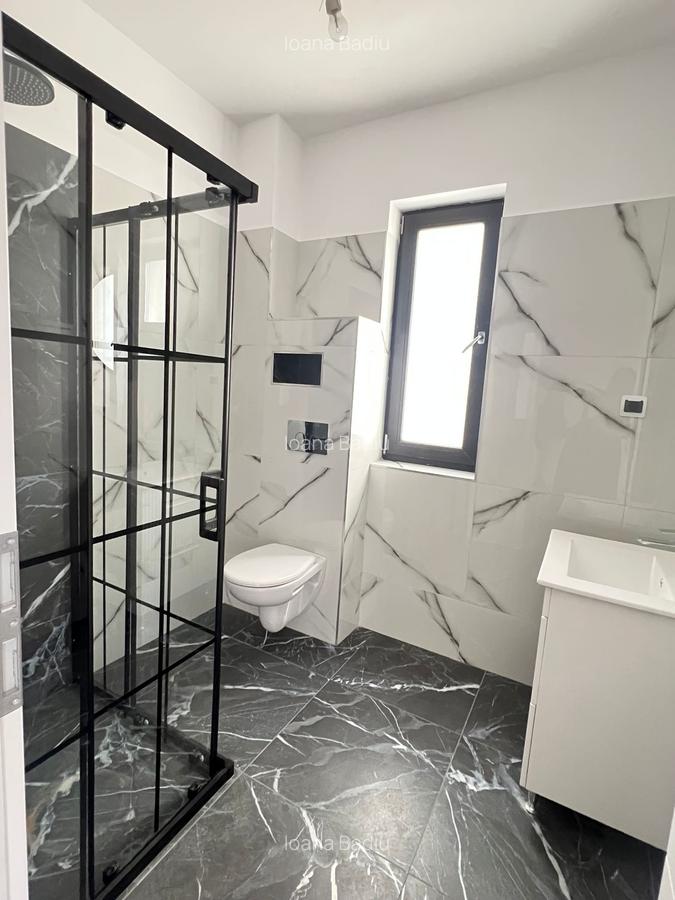 Vila individuala - 5 camere - 3 bai - beci- Teren 330 mp - 8
