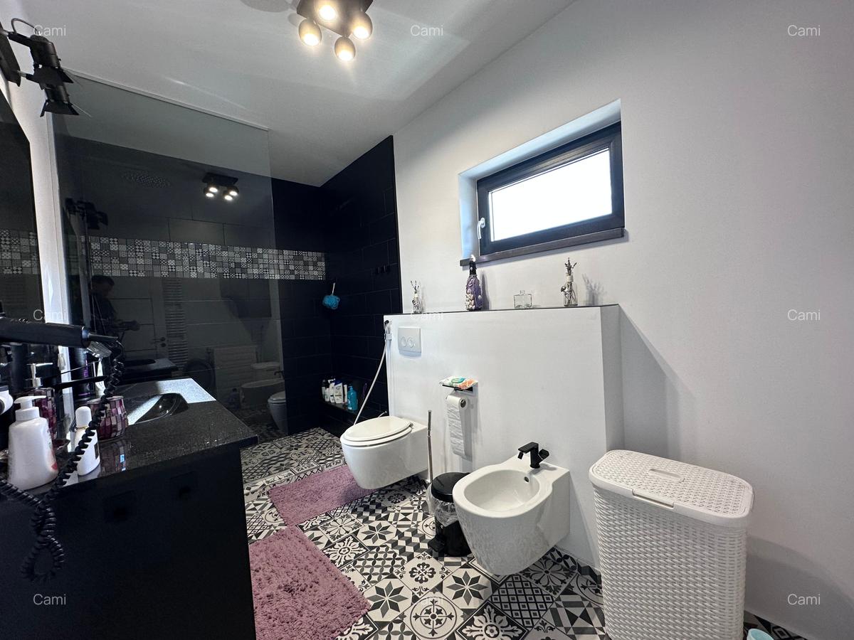 Casă modernă de vânzare în Someseni - 16