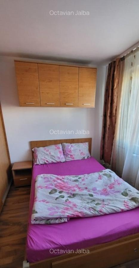 Apartament de 2 camere, 45 mp, decomandat, metrou, zona 1 Decembrie 1918 - 3