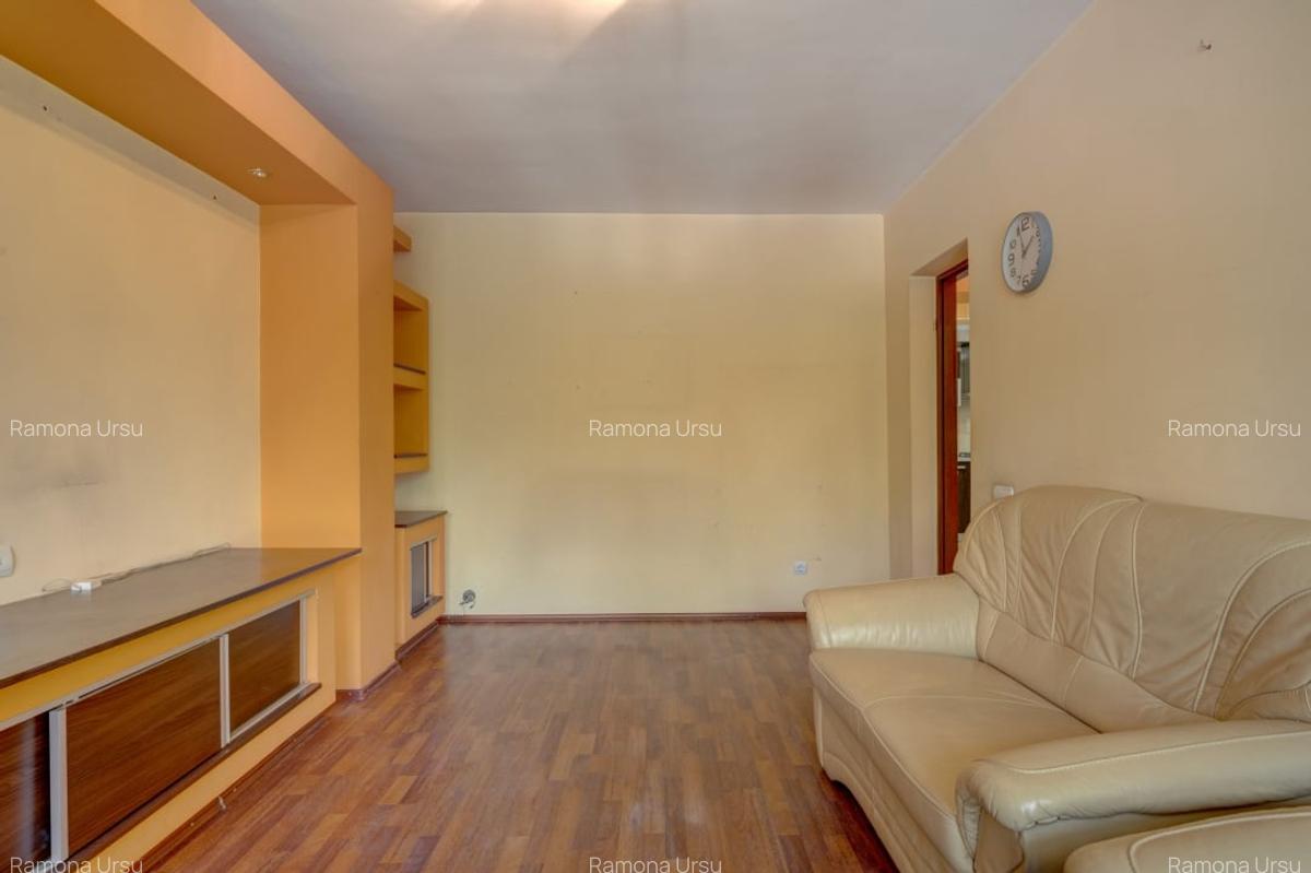 Apartament 3 camere, decomandat, 73 mp, metrou Raul Doamnei - 3