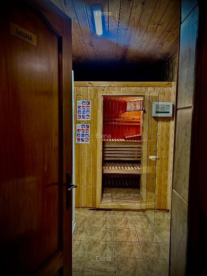 Pensiune de vanzare in Moieciu de Sus, afacere functionala la poalele muntilor B - 10