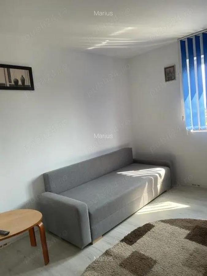 Garsoniera 1 decembrie-th pallady-metrou la scara blocului - 1